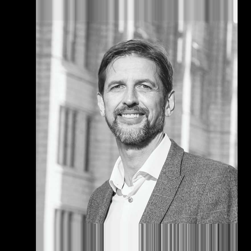Portrait of Ian Crossland